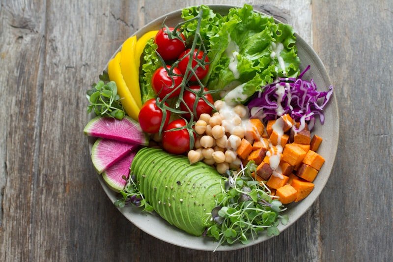 Fresh fibre-rich foods supporting digestive health